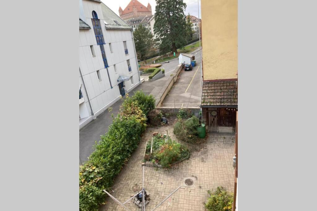Parking & Appartement 2 Pieces Sans Traffic Лозана Екстериор снимка